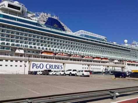 cruising valencia|cruise ships in valencia today.